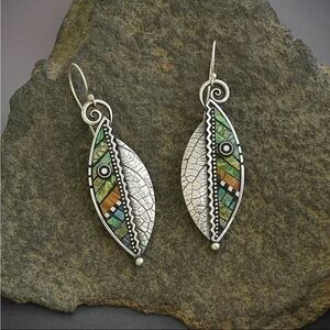 NEW Vintage Leaf Drop Dangle Earrings Boho Style Ear Jewelry For Women 1Pair